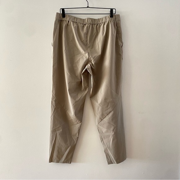 Arc'teryx Contenta Pant Women's Size 14 Beige Khaki Lightweight Elastic waist - Picture 4 of 10